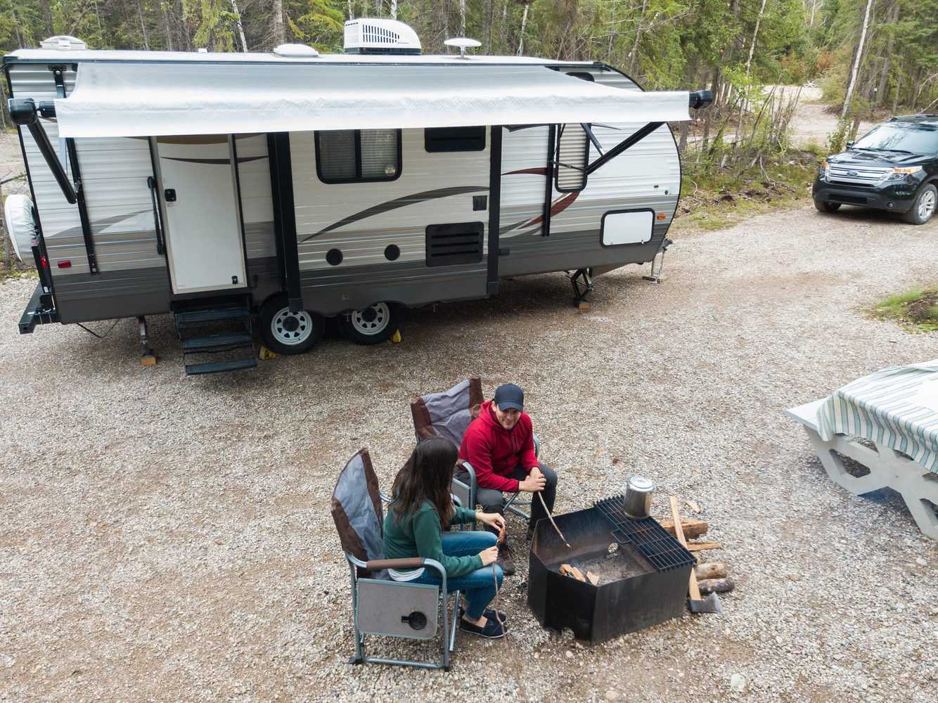 5 Great Small Lightweight Travel Trailers For Couples - Team Camping