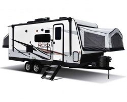 7 Of Our Favorite Hybrid Travel Trailers