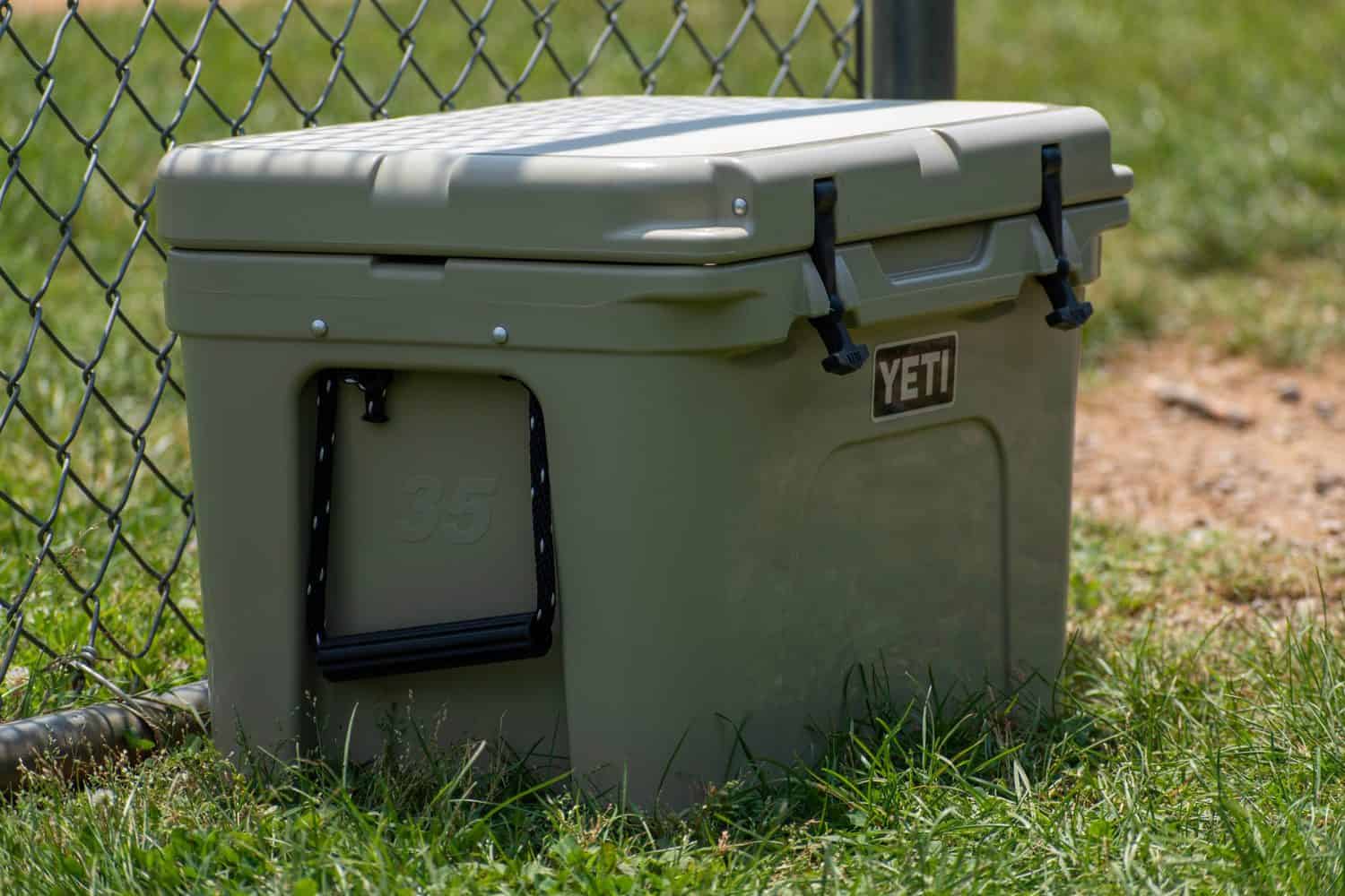 8 Best Coolers For Camping And RVing - Team Camping