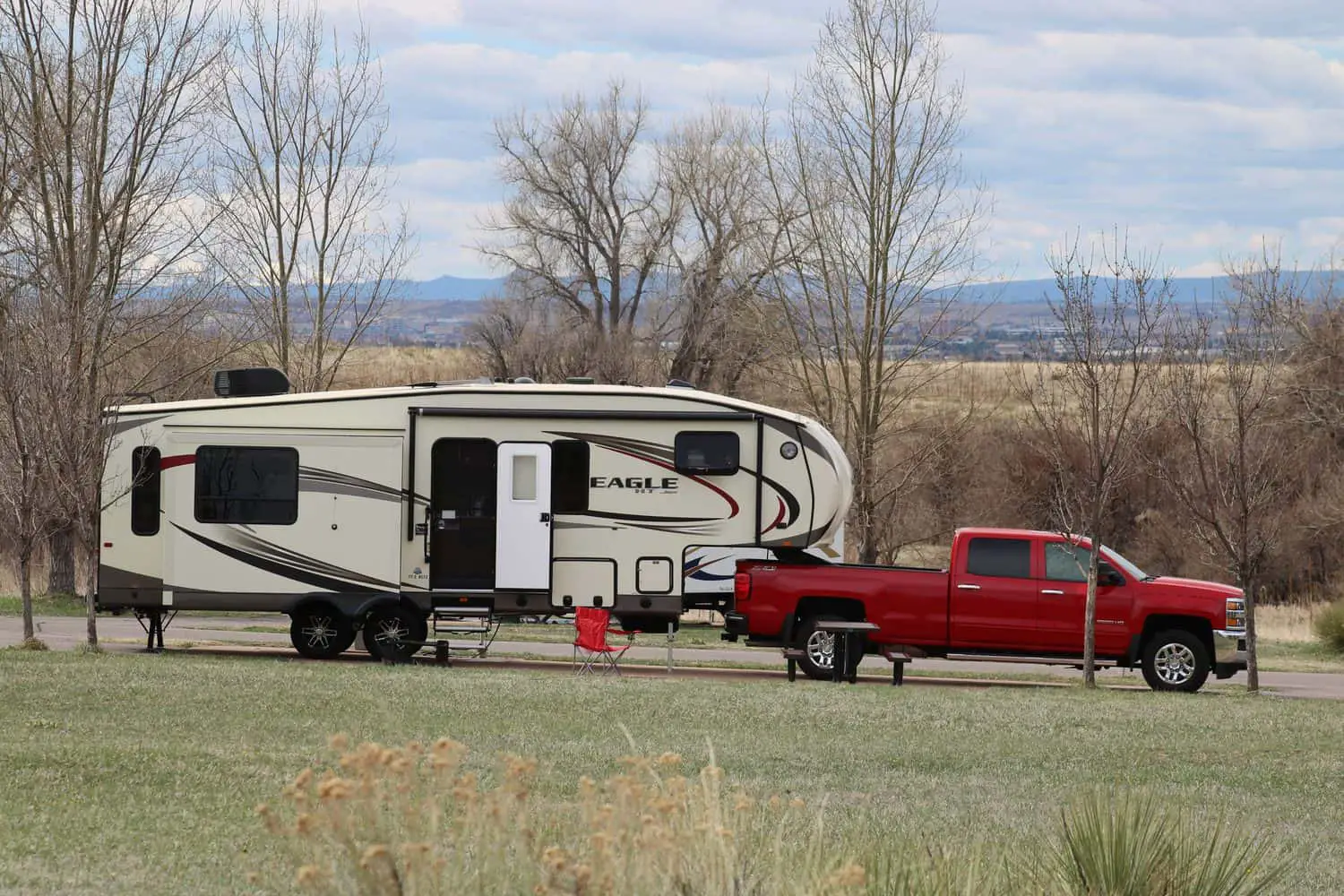 How to convert a fifth wheel camper to a bumper pull?