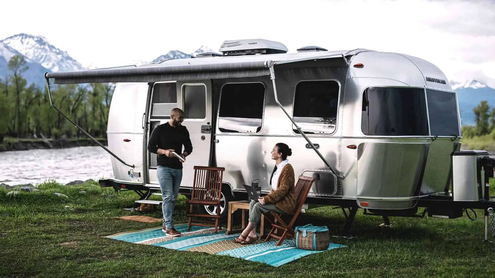 Difference Between 50 Amp and 30 Amp Airstream
